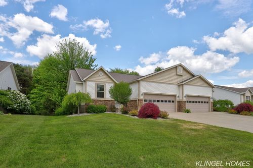 926 N Sandalwood Cir, Norton Shores, MI, 49441-5993 | Card Image