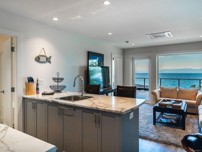 1380 Reef Rd, House other with 2 bedrooms, 4 bathrooms and 6 parking in Nanoose Bay BC | Image 26
