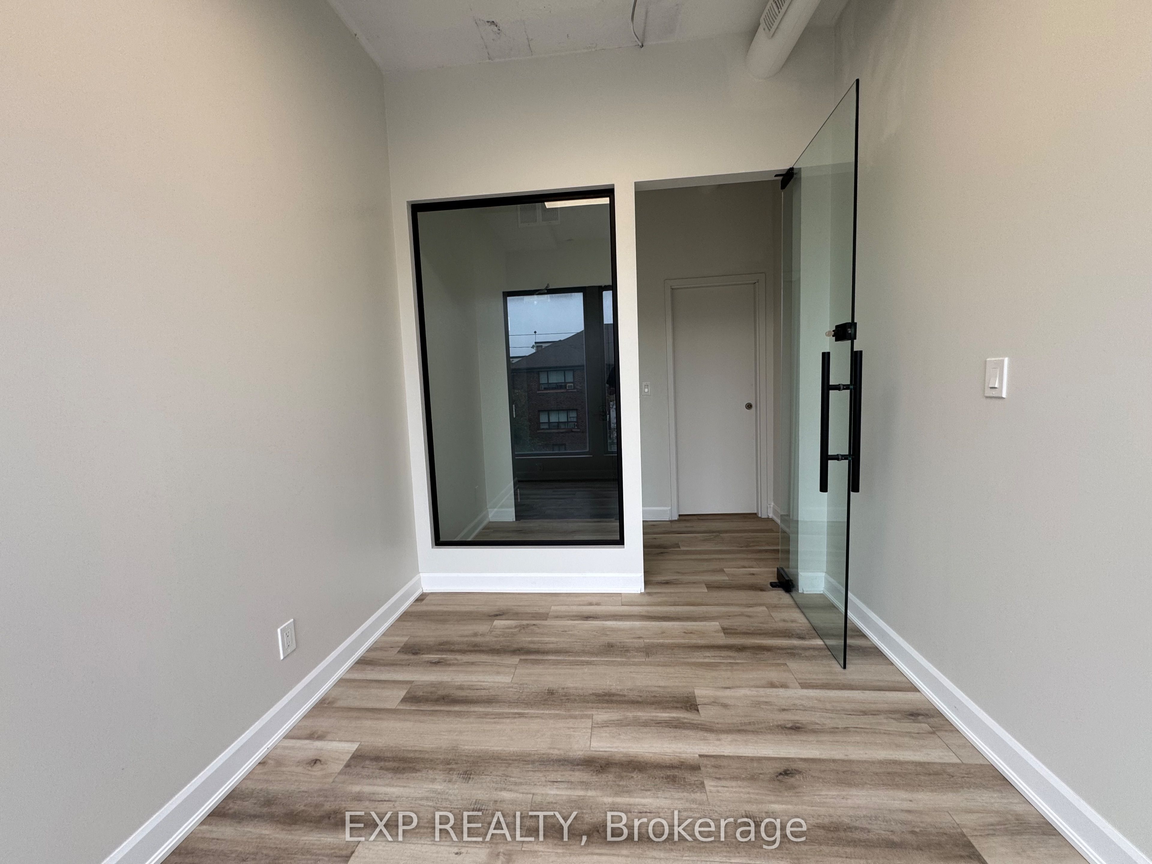 Commercial Lease in Mississauga 3