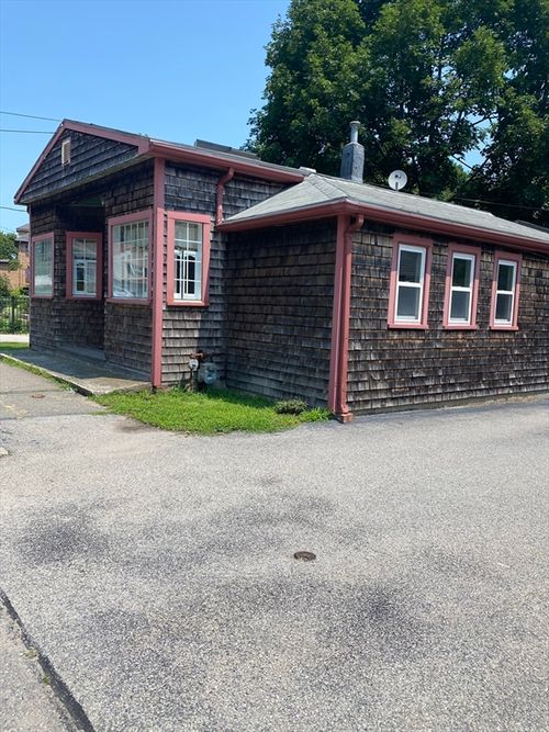 1193 Pleasant St, Weymouth, MA, 02189-2639 | Card Image