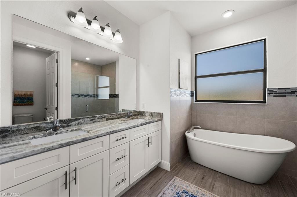 Residential in CAPE CORAL 5