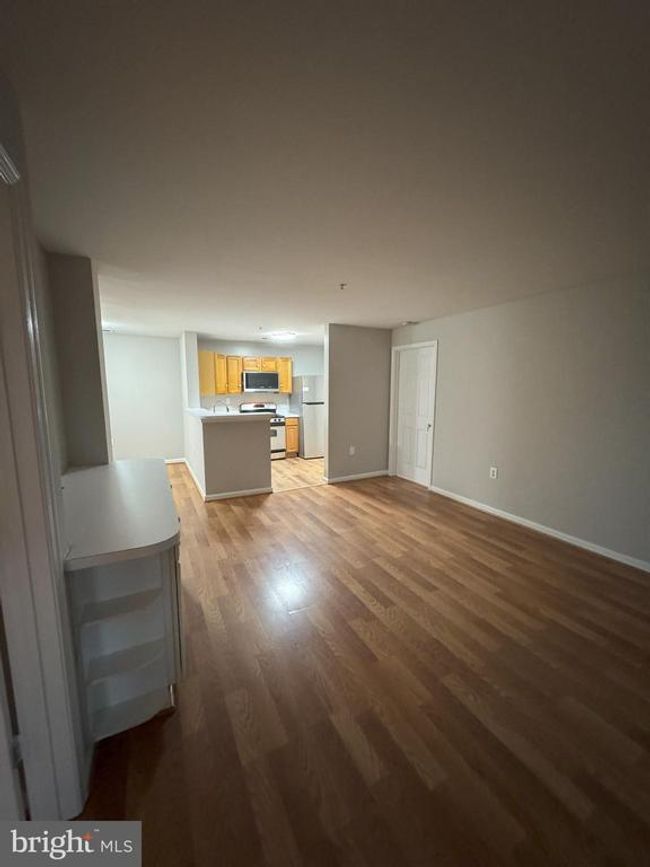 APT-104 - 1061 Gardenview Loop, Condo with 2 bedrooms, 2 bathrooms and null parking in WOODBRIDGE VA | Image 14