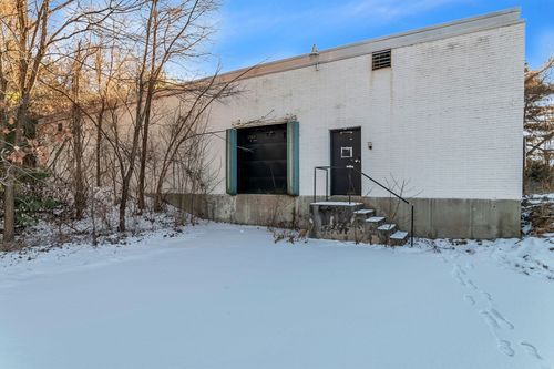 151 Palmer Rd, Monson, MA, 01057-9576 | Card Image