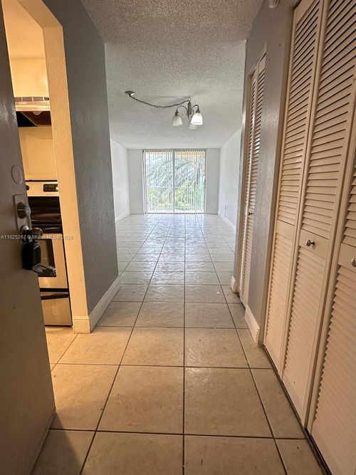 apt-513-1805 Sans Souci Blvd, North Miami, FL, 33181-3004 | Card Image
