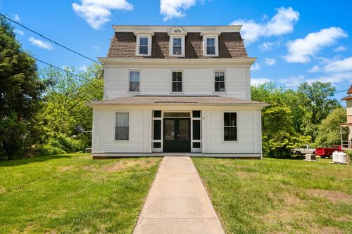 21 Plains Rd, Moodus, CT, 06469-1162 | Card Image