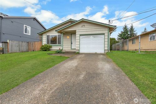 8014 S Sheridan Ave, Tacoma, WA, 98408-1915 | Card Image