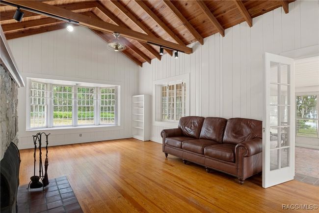 3184 N Edward Island Pt, House other with 2 bedrooms, 1 bathrooms and 1 parking in Hernando FL | Image 8