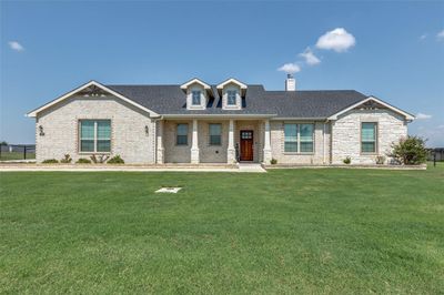 243 Pioneer Road, House other with 3 bedrooms, 2 bathrooms and null parking in Rhome TX | Image 2