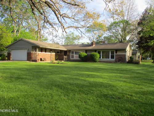 2029 Shawnee Dr, Defiance, OH, 43512-3330 | Card Image