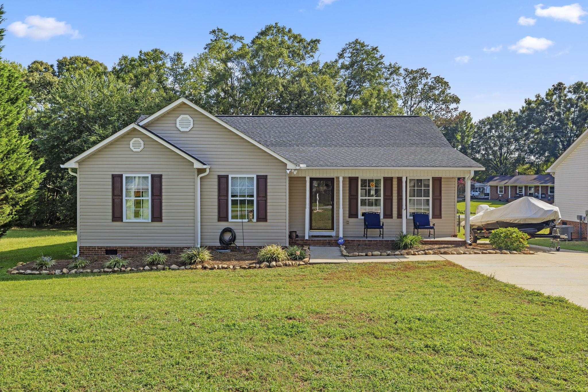 Brookwood Dr, Boiling Springs, SC 29316