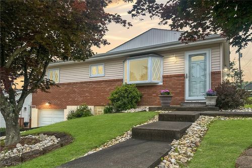 132 Karen Pl, Wintersville, OH, 43953-3836 | Card Image