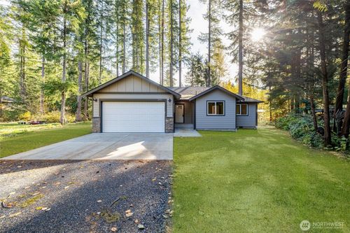 2551 Blackbird Valley Pl, Maple Falls, WA, 98266-7088 | Card Image