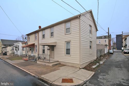 923 Guilford St, LEBANON, PA, 17046-3462 | Card Image