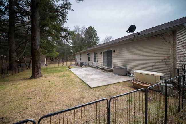 9155 Ivanhoe Dr, House other with 3 bedrooms, 3 bathrooms and null parking in Onekama MI | Image 35