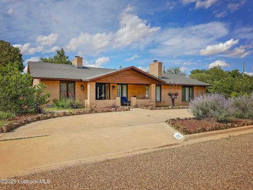 805 2nd St, Plains, TX, 79355 | Card Image