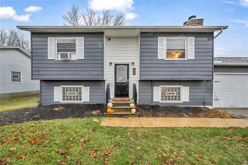 208 Jones Road, Wellington, OH, 44090 | Card Image