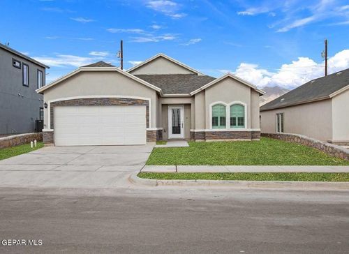 517 Caddo Lane, Clint, TX, 79836 | Card Image