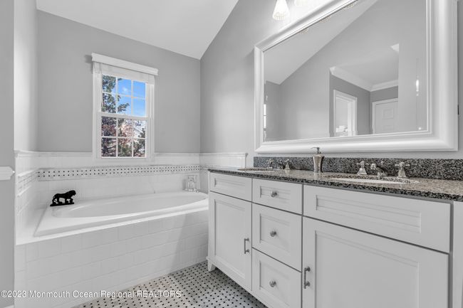 41 Durant Ave, Condo with 2 bedrooms, 3 bathrooms and null parking in Holmdel NJ | Image 25
