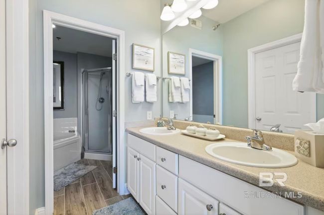 Bathroom | Image 10