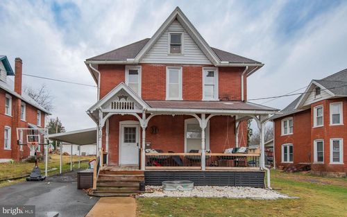 19 S Chestnut St, MILL HALL, PA, 17751-1408 | Card Image
