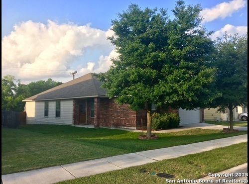 11114 Denae Dr, Live Oak, TX, 78233-5494 | Card Image