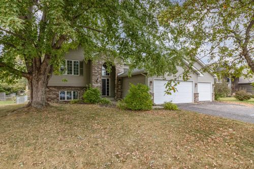 932 S Elm Street, Belle Plaine, MN, 56011 | Card Image