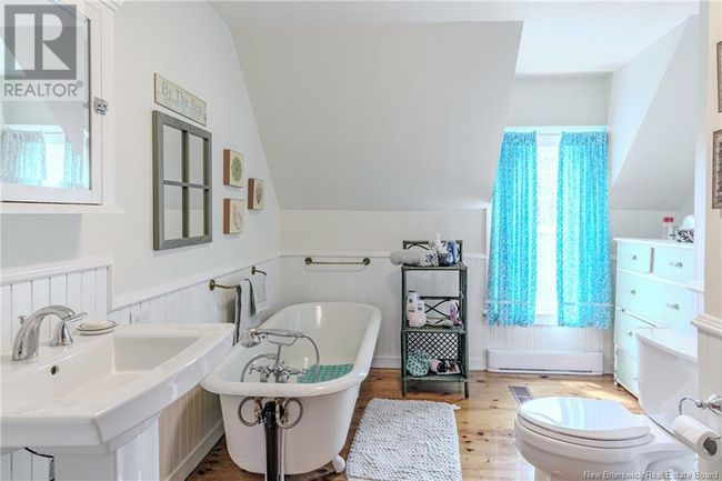 562 Rte 776, House other with 6 bedrooms, 3 bathrooms and null parking in Grand Manan NB | Image 30