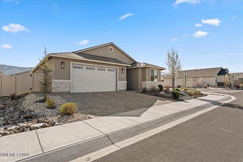 11174 Freedom Range Ln, Reno, NV, 89521-4540 | Card Image