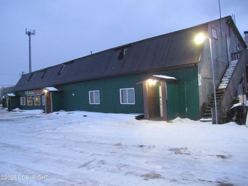 401 Ridgecrest Dr, Bethel, AK, 99559 | Card Image