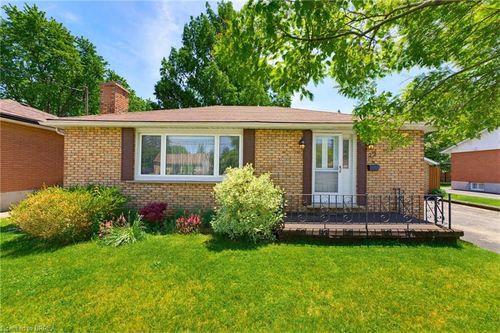 22 Dunsdon St, Brantford, ON, N3R3J3 | Card Image