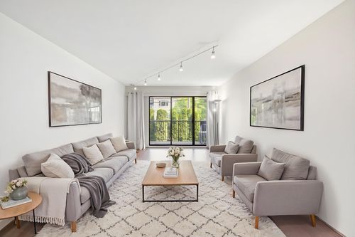 205-1585 E 4th Avenue, Vancouver, BC, V5N1J9 | Card Image