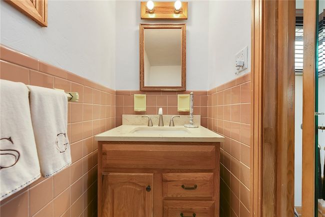 1609 Zeuger St, House other with 3 bedrooms, 3 bathrooms and 2 parking in Glenshaw PA | Image 23