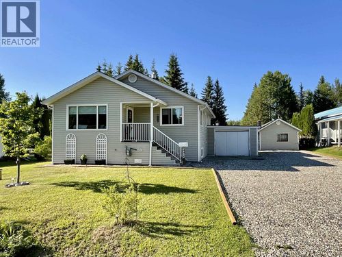 2482 Wong Street, Quesnel, BC, V2J4P5 | Card Image
