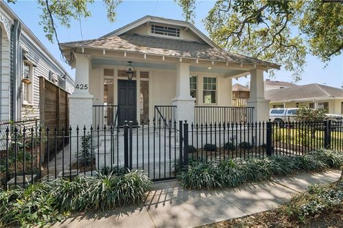 425 Arabella St, New Orleans, LA, 70115-2028 | Card Image