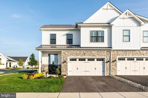 142 Preakness Way, DOWNINGTOWN, PA, 19335-1680 | Card Image