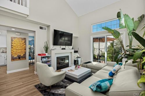 230-730 Breeze Hill Rd, Vista, CA, 92081-4314 | Card Image