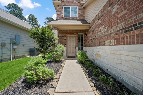 4266 Mcgregor Bluff Ln, Conroe, TX, 77304-2458 | Card Image