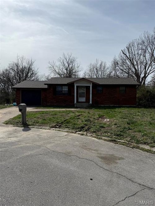 2829 Luce St, Cape Girardeau, MO, 63701-5060 | Card Image