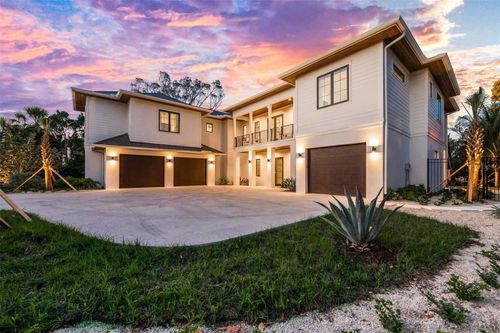 24 N Polk Dr, SARASOTA, FL, 34236-1211 | Card Image