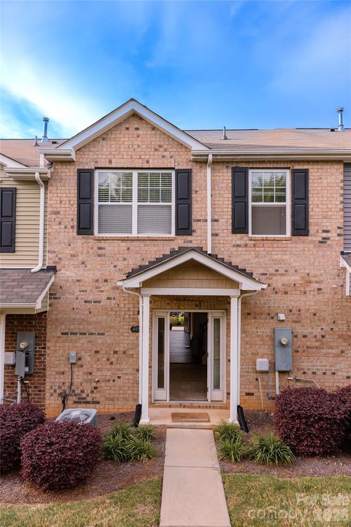 10443 Benfield Rd, Charlotte, NC, 28269-0220 | Card Image