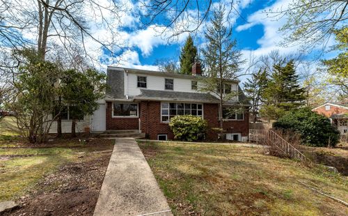 12 Massachusetts Ave, Congers, NY, 10920-2410 | Card Image