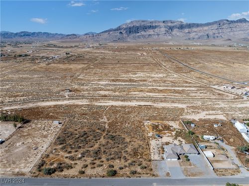 5850 Johnnie Mine St, Pahrump, NV, 89060-1708 | Card Image
