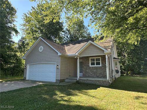 9384 Jordan Dr, Mentor, OH, 44060-1034 | Card Image
