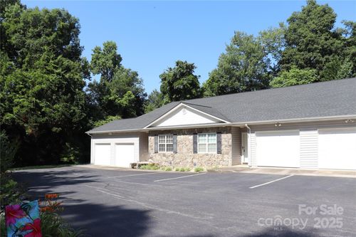 unit-3-194 E Jay Drive, Taylorsville, NC, 28681 | Card Image