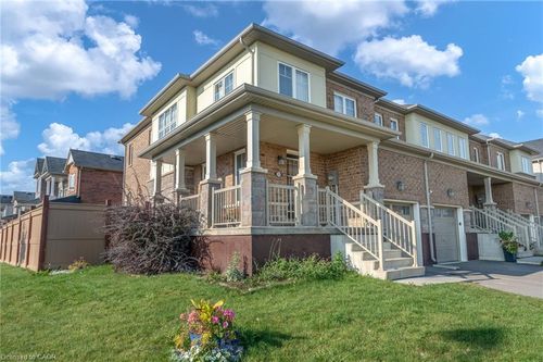 183 Thompson Road, Caledonia, ON, N3W0C3 | Card Image