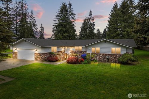 8011 188th Avenue Sw, Rochester, WA, 98579 | Card Image