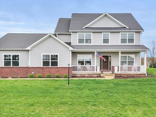 5 Fieldcrest Dr, Monticello, IL, 61856-8320 | Card Image
