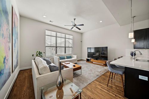 3929 Tulane Oak Drive, Houston, TX, 77018 | Card Image