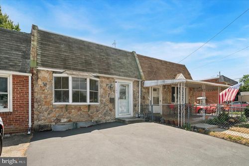 109 E Laughead Ave, LINWOOD, PA, 19061-4324 | Card Image