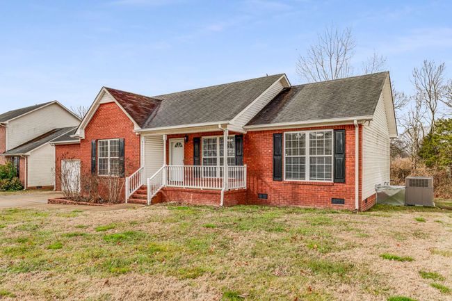 Two-year-old HVAC seen on the right of house | Image 33